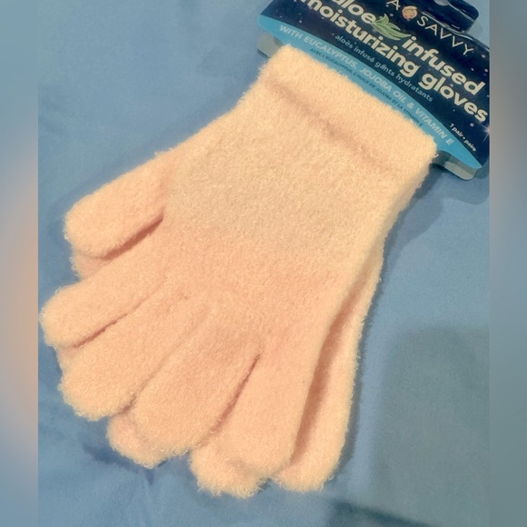 🩷LOVE ALOE🩷INFUSED SPA MOISTURIZING GLOVES For Soft Hands! - Picture 8 of 11
